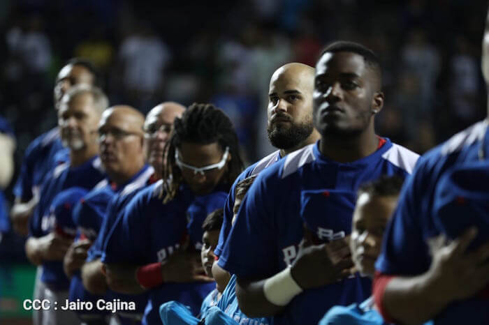 nicaragua deja tendido a Puerto Rico con gran Slam de V&aacute;squez